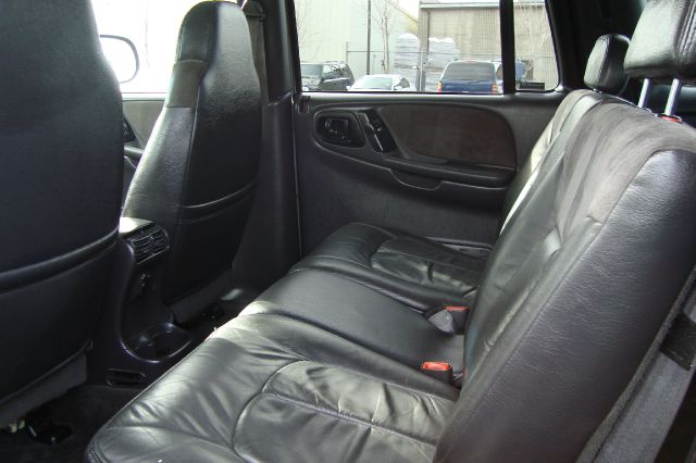 1999 Dodge Durango Ram 3500 Diesel 2-WD