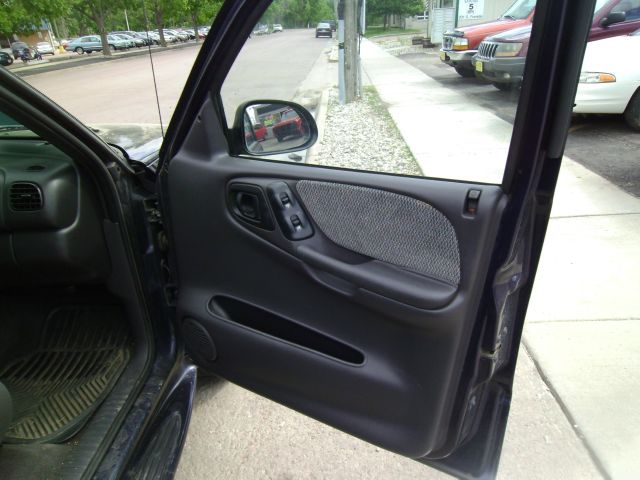 1999 Dodge Durango FWD Van