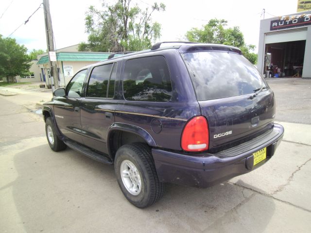1999 Dodge Durango FWD Van