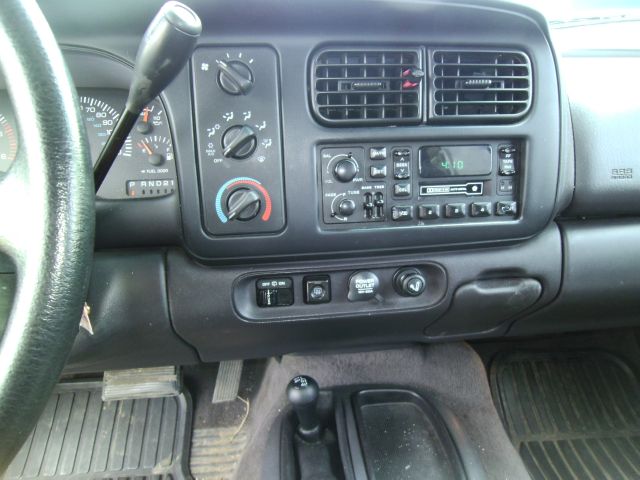 1999 Dodge Durango FWD Van