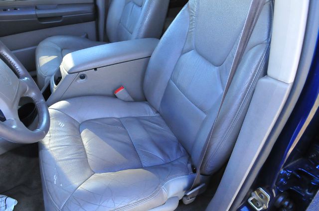 2001 Dodge Durango Ram 3500 Diesel 2-WD