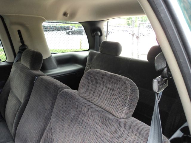 2001 Dodge Durango Ram 3500 Diesel 2-WD