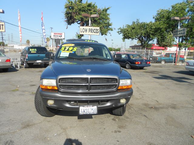 2002 Dodge Durango Wolfsburg Edition Sedan