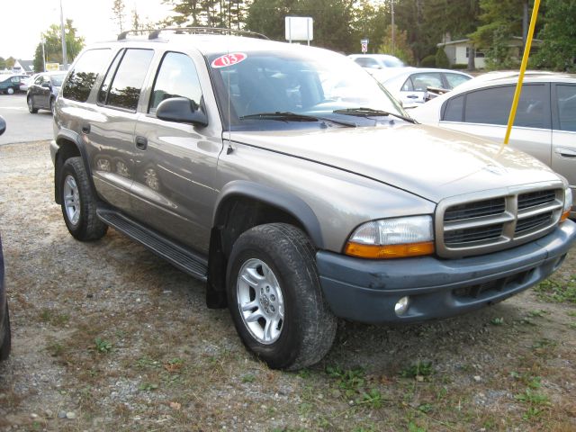 2003 Dodge Durango Wolfsburg Edition Sedan
