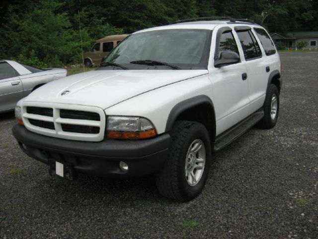 2003 Dodge Durango Wolfsburg Edition Sedan