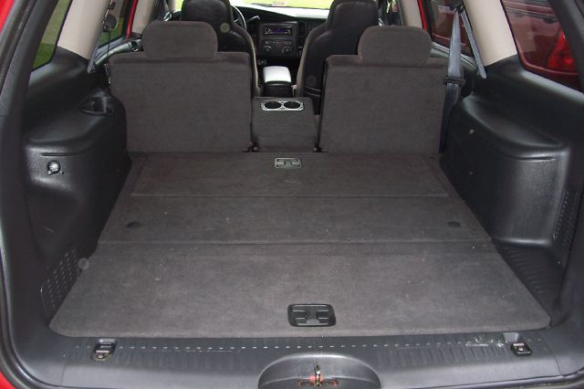 2003 Dodge Durango Wolfsburg Edition Sedan