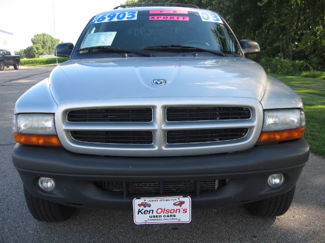 2003 Dodge Durango Wolfsburg Edition Sedan