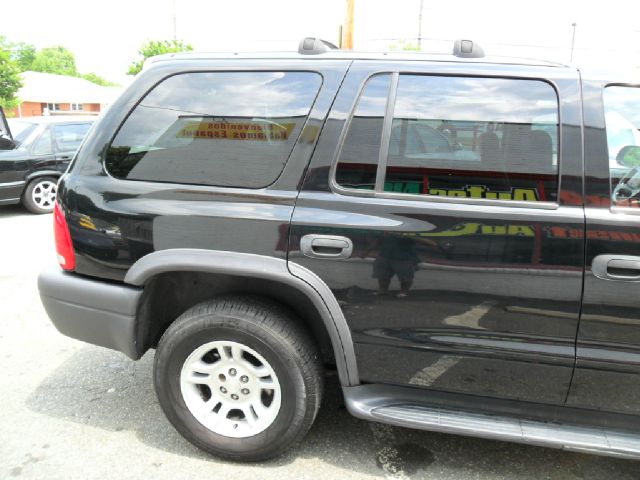 2003 Dodge Durango Extended Cab V8 LT W/1lt
