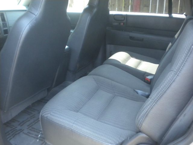 2003 Dodge Durango Wolfsburg Edition Sedan