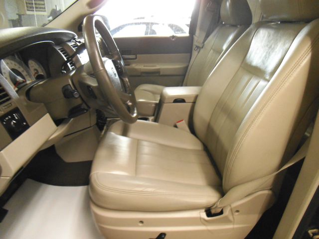 2004 Dodge Durango Super