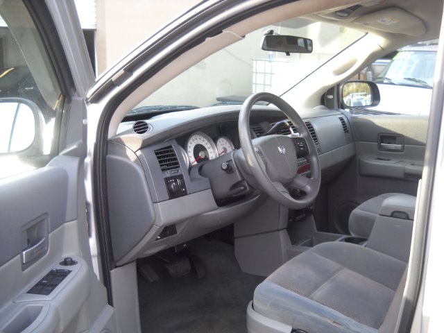 2004 Dodge Durango Wagon SE