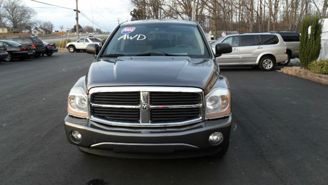 2004 Dodge Durango Wagon SE