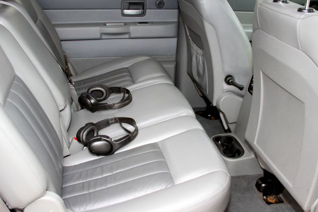 2004 Dodge Durango Super