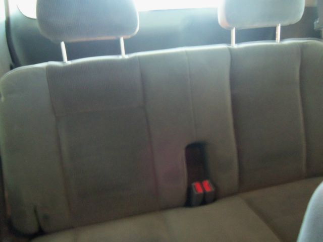 2004 Dodge Durango 2WD Crew Cab LT W/1lt