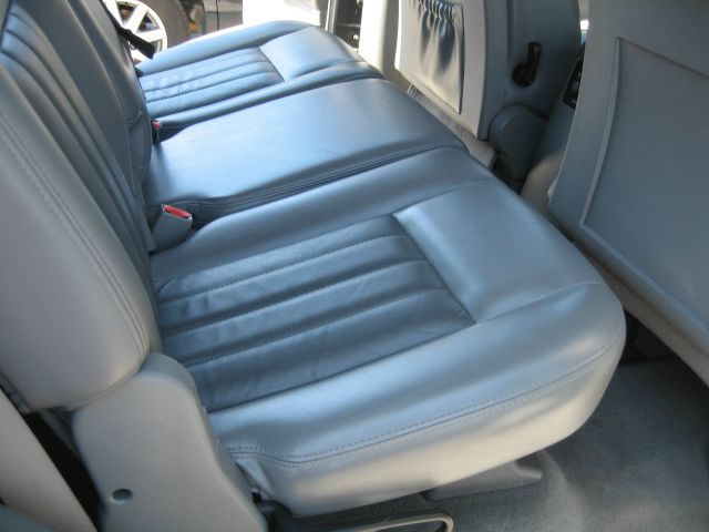 2004 Dodge Durango Super
