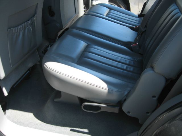 2004 Dodge Durango Super