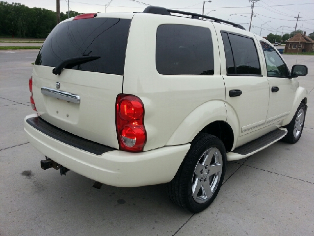 2004 Dodge Durango Super