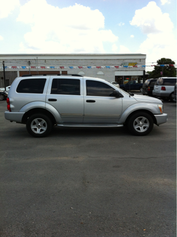 2004 Dodge Durango Super