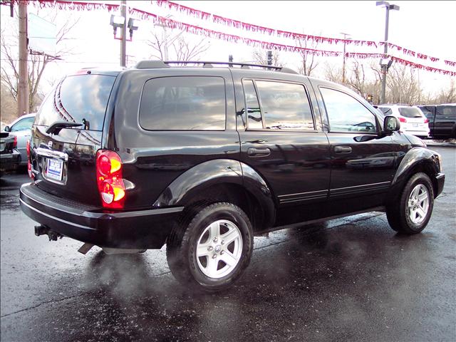 2004 Dodge Durango SLT