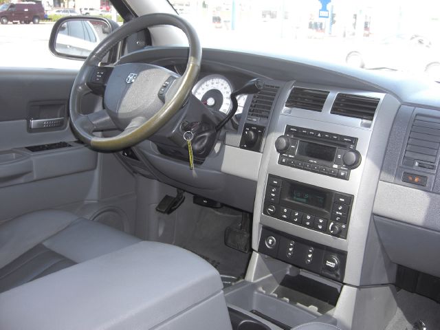 2004 Dodge Durango Super