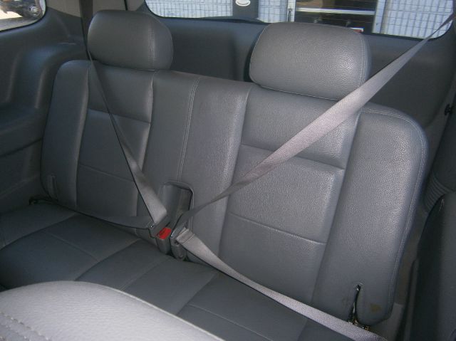 2004 Dodge Durango Wagon SE