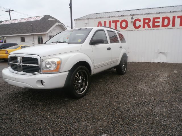 2004 Dodge Durango Wagon SE