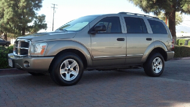 2004 Dodge Durango Super