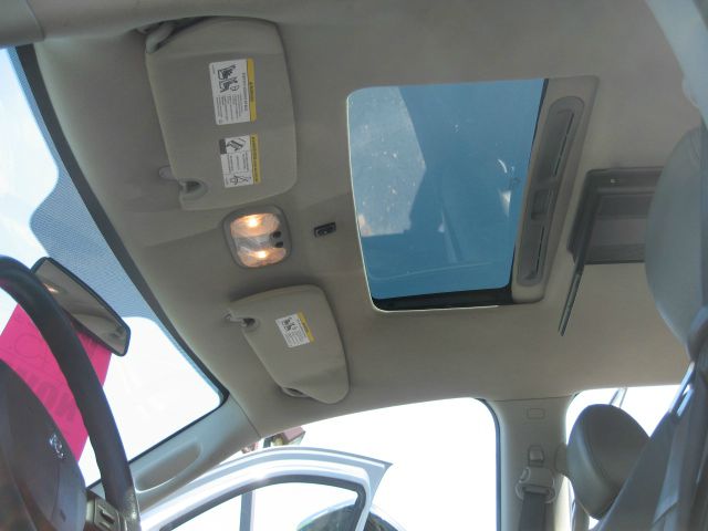 2005 Dodge Durango Wolfsburg Edition Sedan