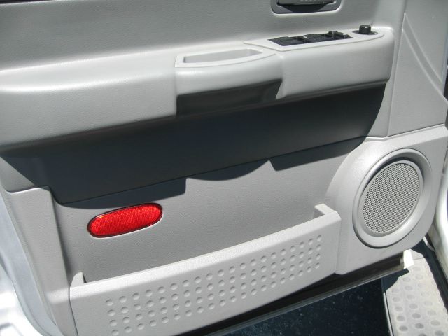 2005 Dodge Durango Wolfsburg Edition Sedan