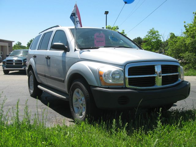 2005 Dodge Durango Wolfsburg Edition Sedan
