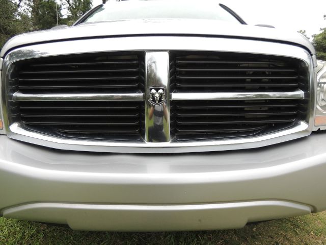 2005 Dodge Durango SLT