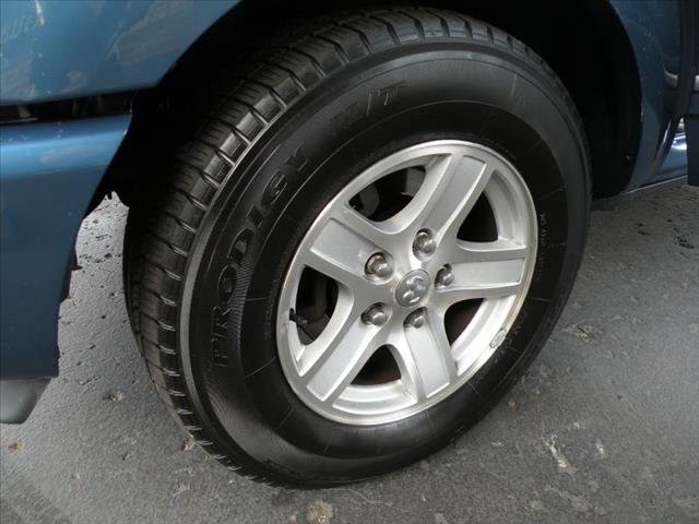 2005 Dodge Durango SLT 25