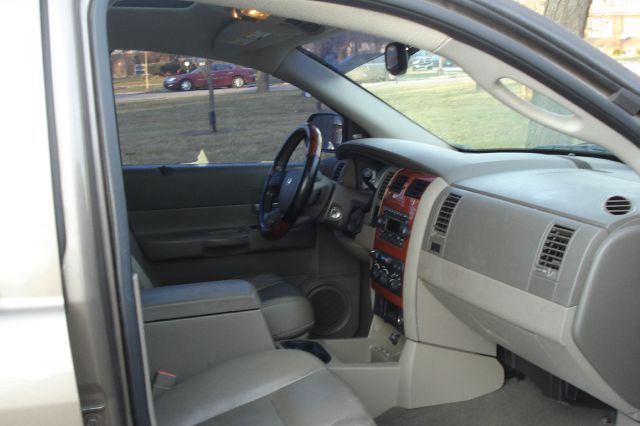 2005 Dodge Durango Super