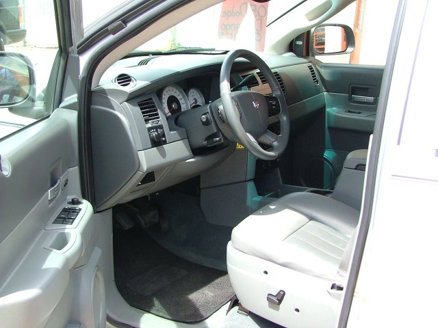 2005 Dodge Durango SLT 25