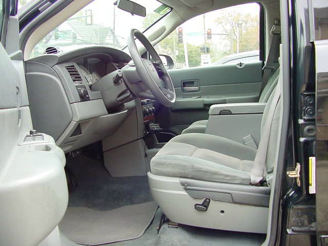 2005 Dodge Durango Wagon SE