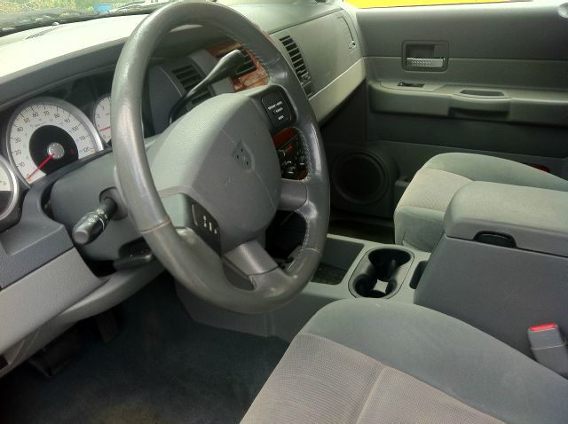 2005 Dodge Durango Wagon SE