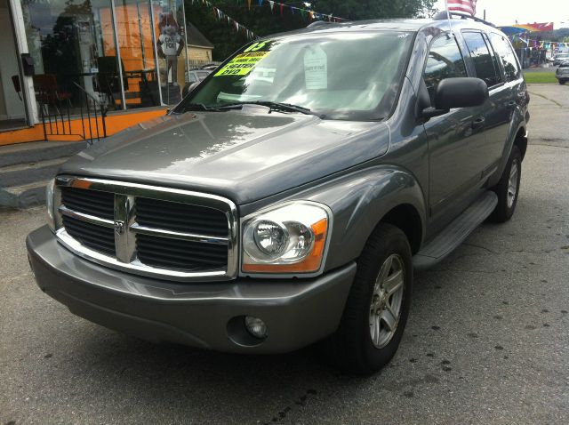 2005 Dodge Durango Wagon SE