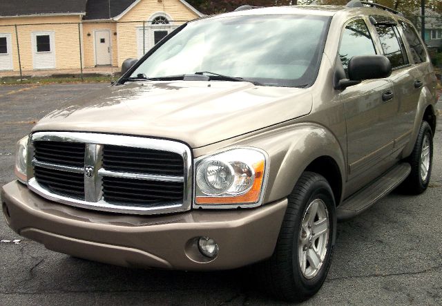 2005 Dodge Durango Wagon SE