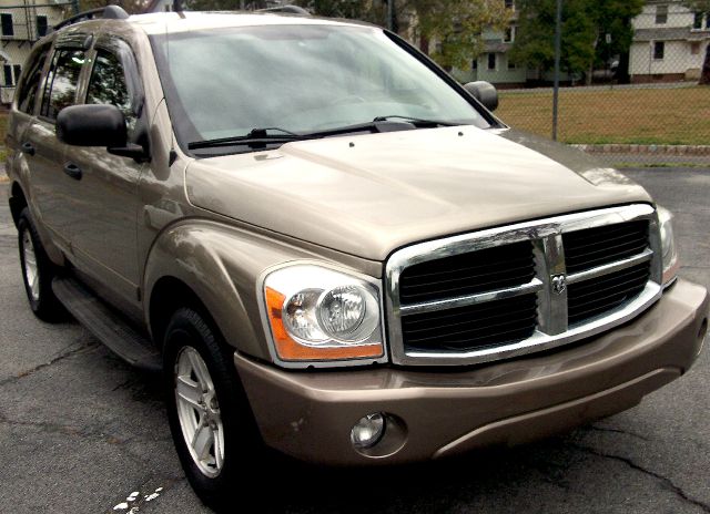 2005 Dodge Durango Wagon SE