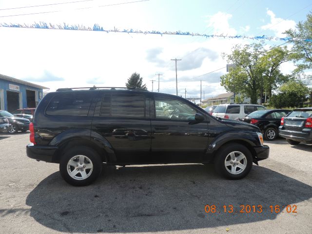 2005 Dodge Durango Wagon SE