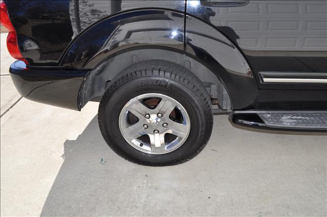 2005 Dodge Durango SLT 25