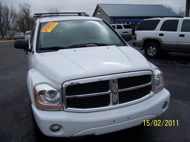 2005 Dodge Durango SLT 25