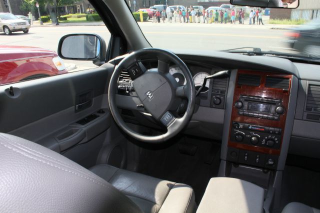 2005 Dodge Durango Wagon SE