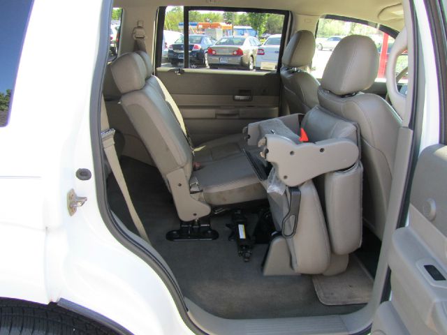 2005 Dodge Durango Unknown