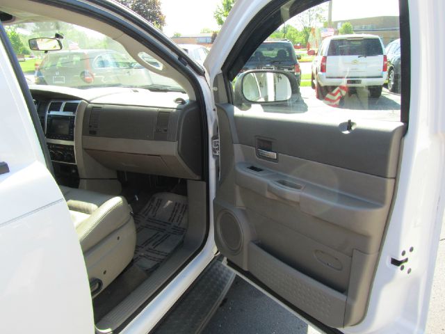 2005 Dodge Durango Unknown