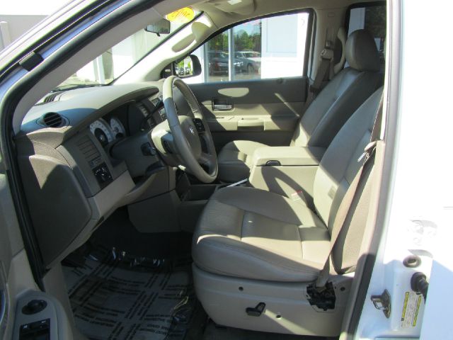 2005 Dodge Durango Unknown