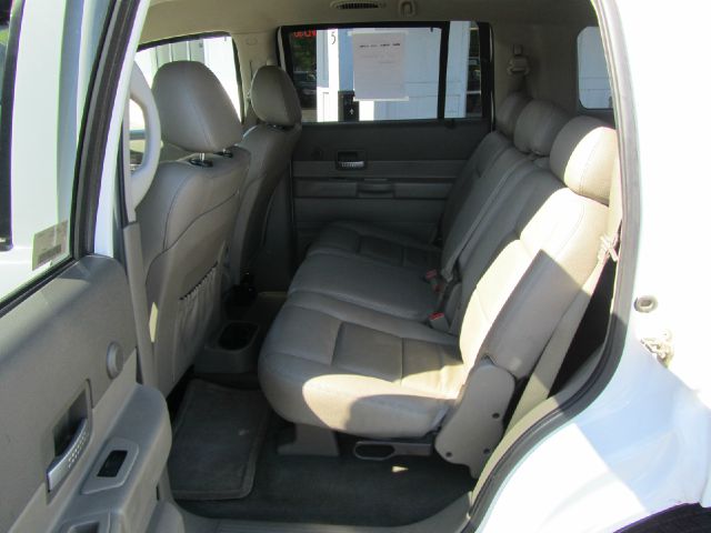 2005 Dodge Durango Unknown