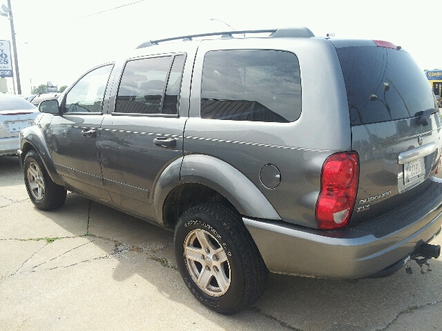 2005 Dodge Durango Wagon SE