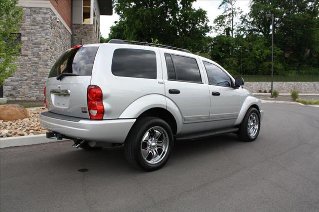 2005 Dodge Durango SLT