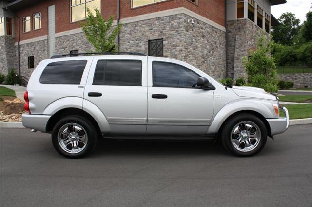 2005 Dodge Durango SLT